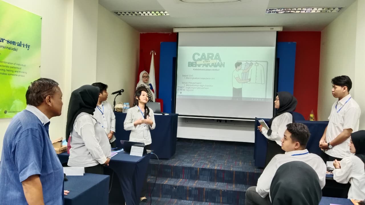Pelatihan Pelayanan Prima ~ Dinas Kota Surabaya